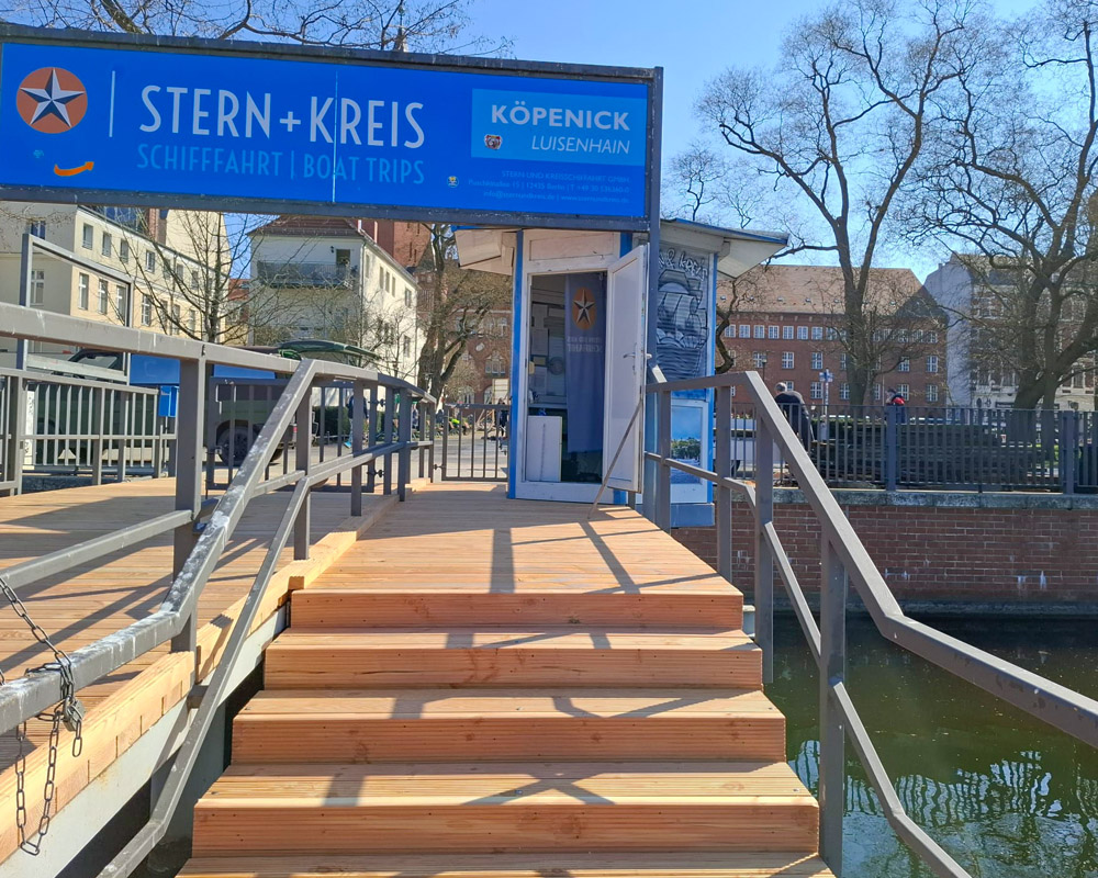 stegbau, anleger, anlegestelle, Berlin, Bootssteg Dampfersteg Köpenick wasserbau holzsteg